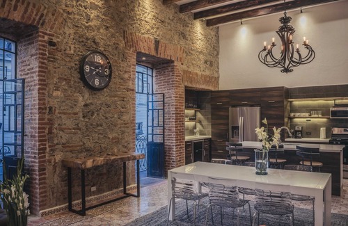 Puebla Historic Center Apartment | Luxurious apartment in historic building downtown Puebla SV311 -12