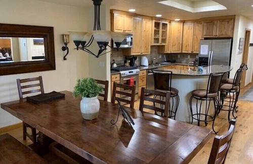 Driggs Condo | Luxurious Condominium Close to Grand Targhee