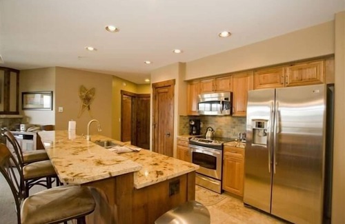 Breckenridge Condo | Luxurious Crystal Peak Lodge, 2 BR/2 BA, Ski-in/Ski-Out
