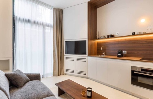19th Arrondissement Apartment | Luxurious design studio in Paris - Close to the quays of the Seine