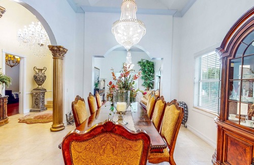 Hunt Club House | Luxurious dog-friendly home, gas grill, kitchen