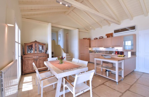 Gythio Villa | Luxurious Family-Friendly Villa, with modern equipment, peaceful location.