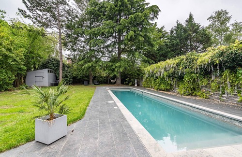Le Celle-Saint-Cloud House | Luxurious villa between Paris and Versailles - large swimming pool and hammam - 5 bedrooms