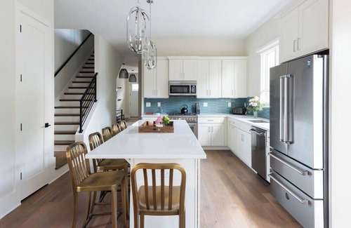 Germantown House | Luxurious Germantown Homes with Rooftop Decks