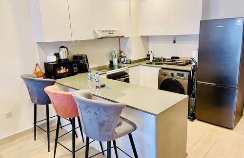 Jumeirah Village Circle Apartment | Luxurious Getaway in Habibi Land -Spectacular view, close to Downtown and Beach