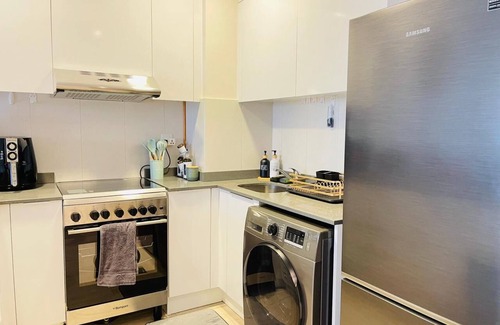 Jumeirah Village Circle Apartment | Luxurious Getaway in Habibi Land -Spectacular view, close to Downtown and Beach