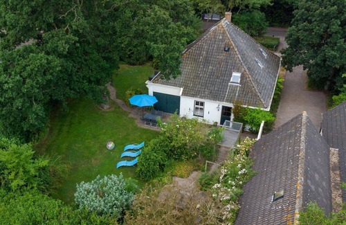 Sint Maartensvlotbrug House | Luxurious group accommodation for 11 people, de Hofstee farm, WLAN
