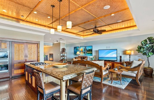 Wailea Villa | Luxurious Ho'olei Villa with Ocean Views, Two Story Townhouse!
