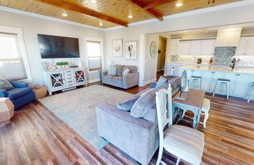 Savannah Beach House | Luxurious home w. private pool + rooftop deck views.