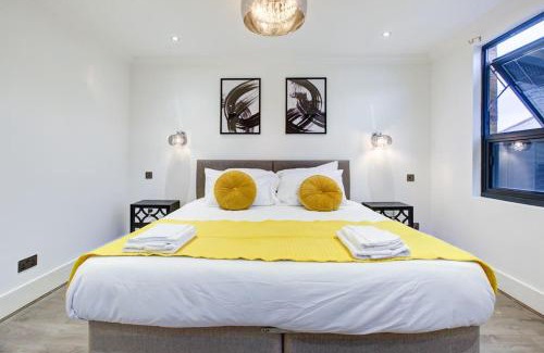 Leyton Apartment | Luxurious House Leyton sleep7+garden next to Stratford