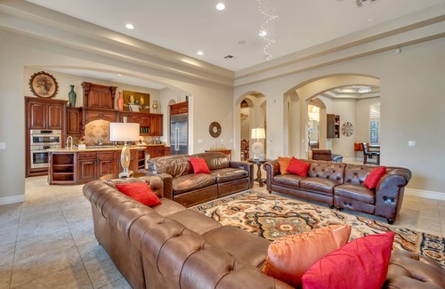 Lehi House | Luxurious Leisure At Lehi