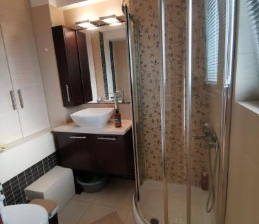 Dafni-Ymittos Apartment | Luxurious maisonette 4 metro stops to Acropolis
