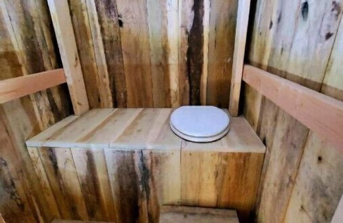 Hood RV Rental | Luxurious Mountain View Glamping Escape