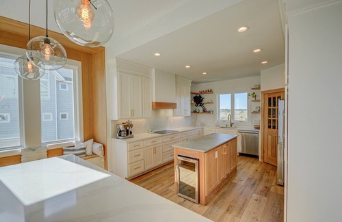 North Topsail Beach House | Luxurious Oceanfront Home - Dog Friendly - Community Pool & Beach Access