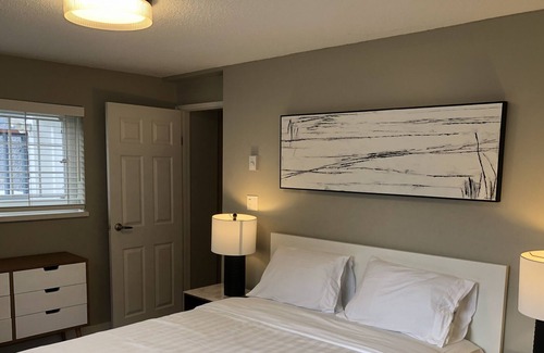 West Side Apartment | Luxurious, Prime Location, & Newly renovated! Available Now!