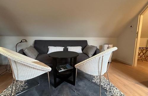 Assebroek House | Luxurious residence with private parking