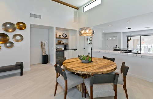 Palm Desert Condo | Luxurious Retreat with Designer Touches | North-Facing Back Patio | Pool and Spa Access