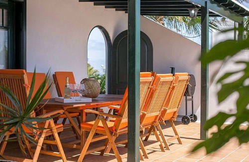Macher Villa | Luxurious Rustic House | Villa Nicolivos | Beautiful Seaviews | Macher |.