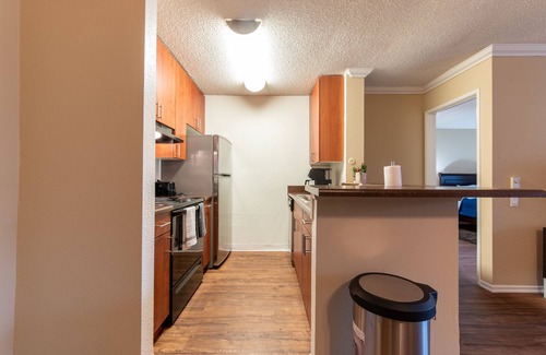 Santa Ana Heights Apartment | Luxurious stay near the beach