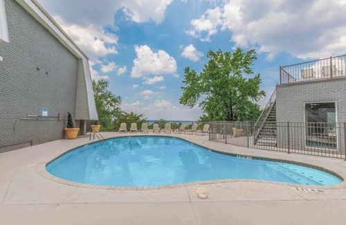 Glen Iris Apartment | Luxurious Vacation AtnMountainside