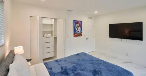 Emerald Hills Villa | Luxurious Villa with Elegant Interior and Mini Golf TGH