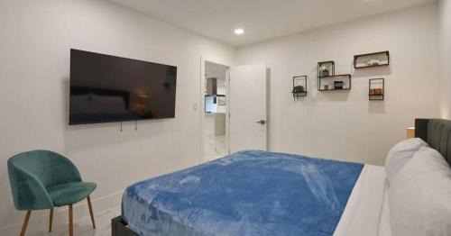 Emerald Hills Villa | Luxurious Villa with Elegant Interior and Mini Golf TGH