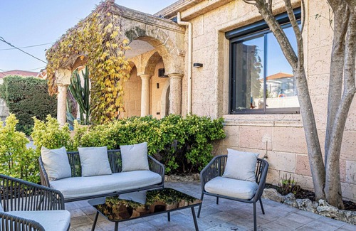 Riou - Petit Juas - Av de Grasse Apartment | Luxurious Villa with heated pool 6BR/12p - Cannes Juas