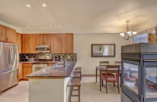 Copper Mountain Village House | Luxury 1-Bedroom Condo, 2-Minute Walk to Ski Lifts & West Village - CA3202