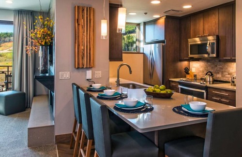 Breckenridge Condo | Luxury 1-Bedroom at Breckenridge’s Premier Ski-In/Ski-Out Resort
