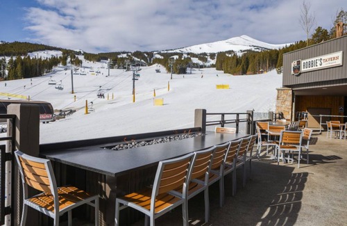 Breckenridge Condo | Luxury 1-Bedroom at Breckenridge’s Premier Ski-In/Ski-Out Resort