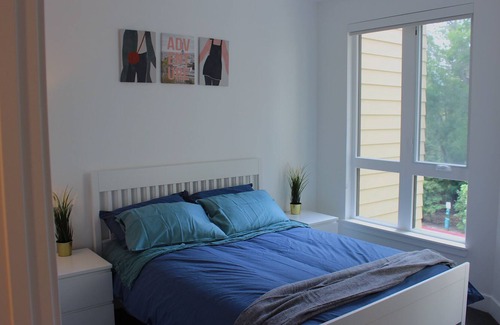 West San Jose Apartment | Luxury 1 Bedroom Apartment — 3 min from Santana’s Row !
