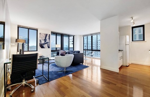 Gramercy Apartment | Luxury 1 Bedroom in Gramercy Park High-Rise