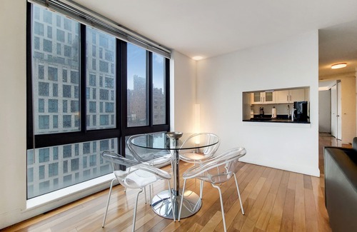Gramercy Apartment | Luxury 1 Bedroom in Gramercy Park High-Rise