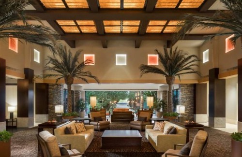 Kierland Resort | Luxury 1-bedroom resort, full kitchen, dining, living room, patio in Scottsdale