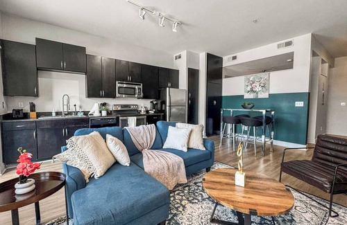Deep Ellum Apartment | Luxury 1BD | Deep Ellum | Free Parking | Pool+Gym