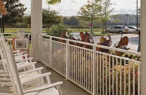 Pennington Bend Condo | Luxury 1Br Condo on the River!