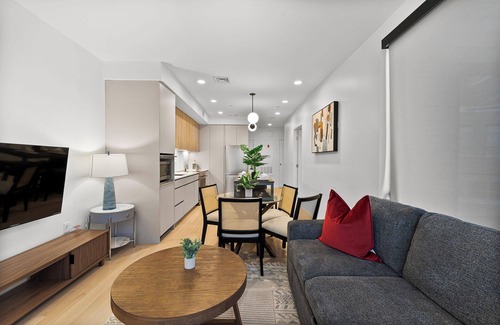 D Street - West Broadway Apartment | Luxury 1BR Next to Broadway Southie 3963