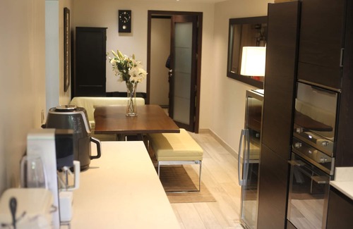 Les Praz-de-Chamonix Apartment | Luxury 2 bedroom appt in Les Praz, Chamonix 200m from Ski Lift