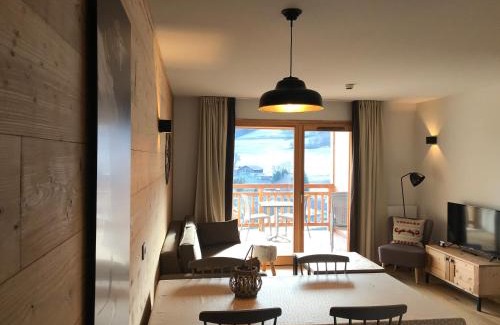 Combloux Apartment | Luxury 2 Bedroom Apartment with view of Mont Blanc