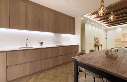 Esquerra de l'Eixample Apartment | Luxury 2-Bedroom Holiday Apartment in Eixample