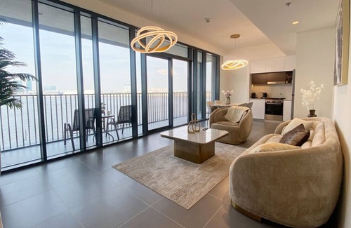 Dubai Apartment | Luxury 2 Bedroom With Full Sea View in DCH