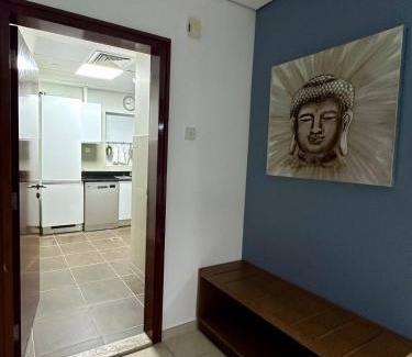 Dubai Marina Apartment | Luxury 2 BR Apartment Marina View