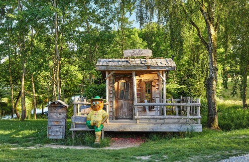 Froidchapelle House | Luxury 2-person bungalow in the holiday park Landal Village l'Eau d'Heure