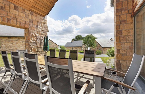 Froidchapelle House | Luxury 2-person bungalow in the holiday park Landal Village l'Eau d'Heure