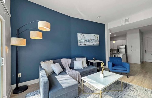 Deep Ellum Apartment | Luxury 2BD | Deep Ellum | Free Parking | Pool+Gym