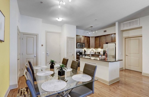 Braeswood Place Apartment | Luxury 2BD w/pool. 5 min walk to NRG Stadium. 10 min Dr to Downtown Houston!