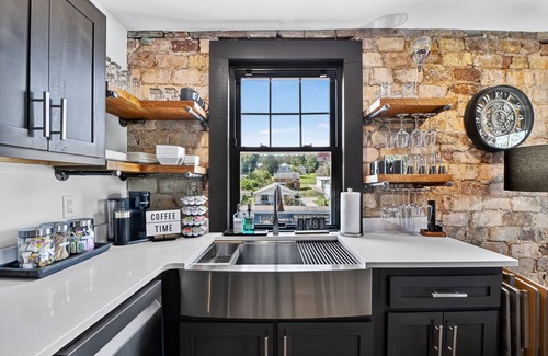 Blue Ridge Apartment | Luxury 2BR, 2BA suite in downtown Blue Ridge @ The Penthouses on Main Suite 104