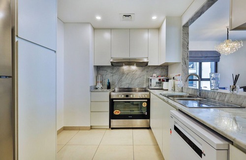 Umm Suqeim 3 Apartment | Luxury 2BR Apartment with Burj Al Arab View – Lamtara 3, MJL