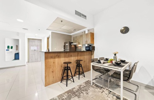 Dubai Marina Apartment | Luxury 2BR w/Stunning Dubai Marina Views Near JBR Beach