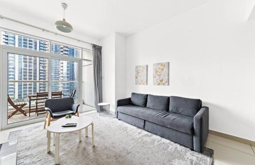 Dubai Marina Apartment | Luxury 2BR with Stunning Dubai Marina Views Near JBR Beach